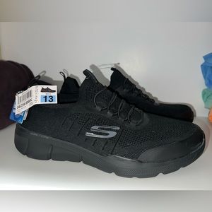 Skechers Mens Stretch-Fit Slip On Sneaker. Size 13